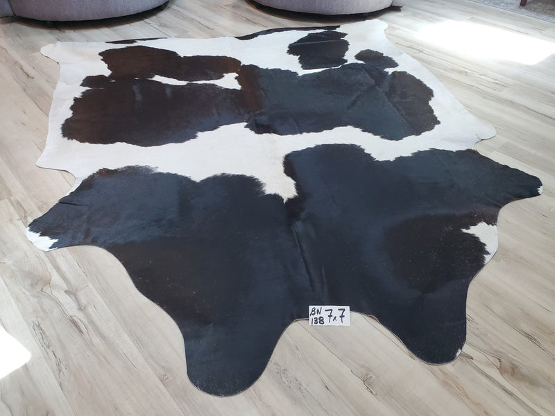 COWHIDE - Black and White BW-138