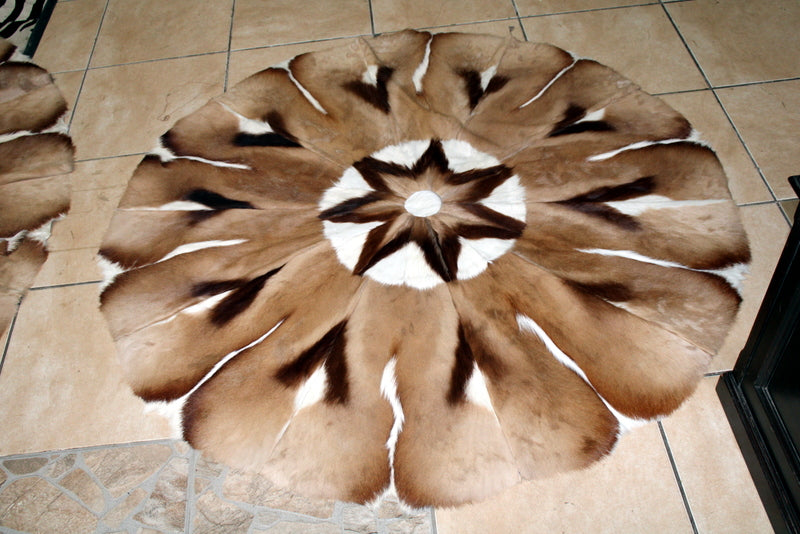 Springbok 10 Pelt Circular Rug – Trophy Room Collection